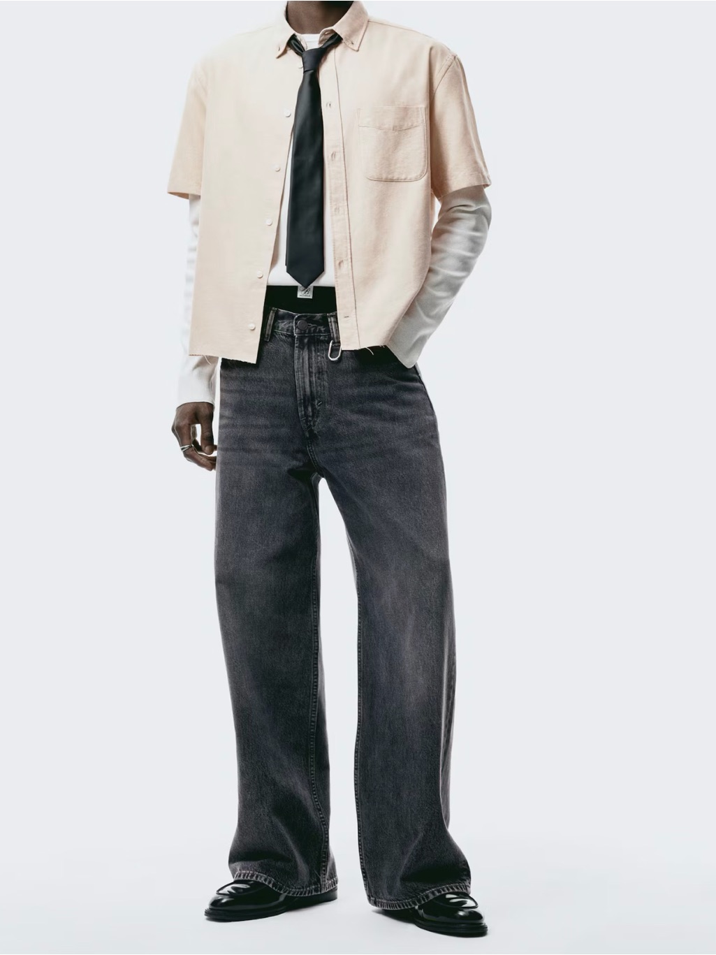 H&M Relaxed Wide-Leg Washed Black Jeans